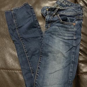 American eagle jeans size 2
